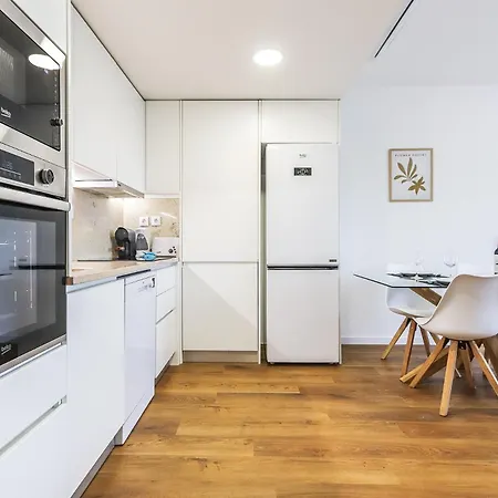 Portucale ! Mp88 Building * Lisboa